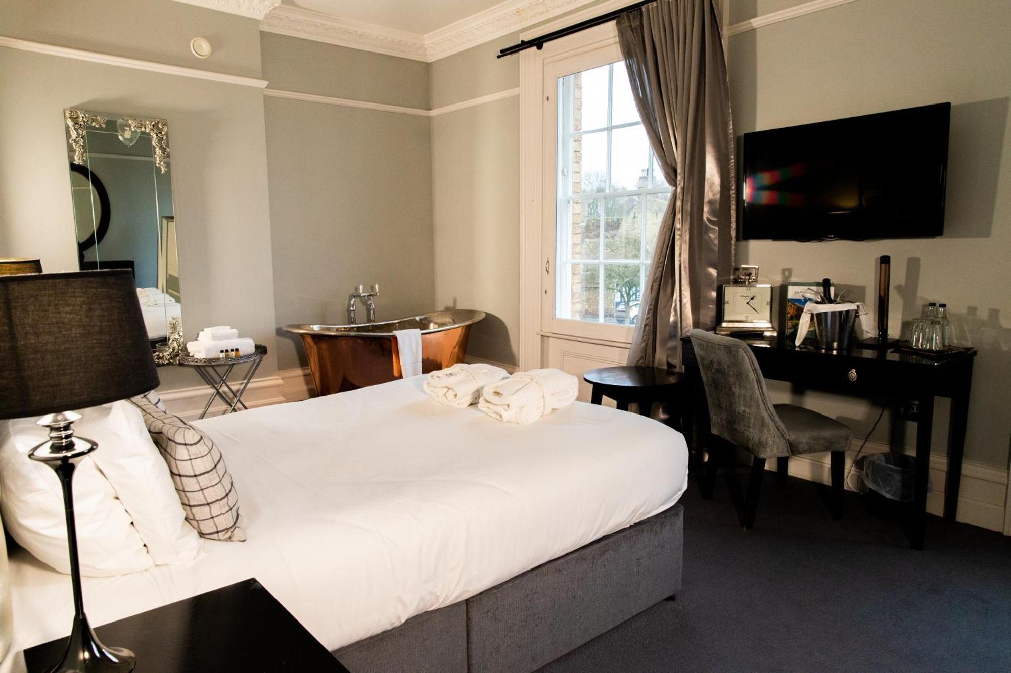 Poets House Hotell Ely Eksteriør bilde