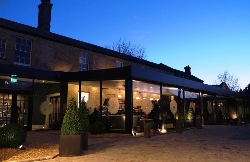 Poets House Hotell Ely Eksteriør bilde