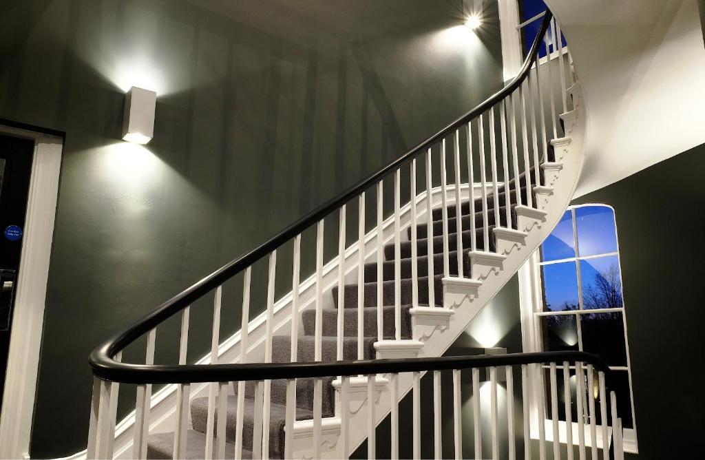 Poets House Hotell Ely Eksteriør bilde