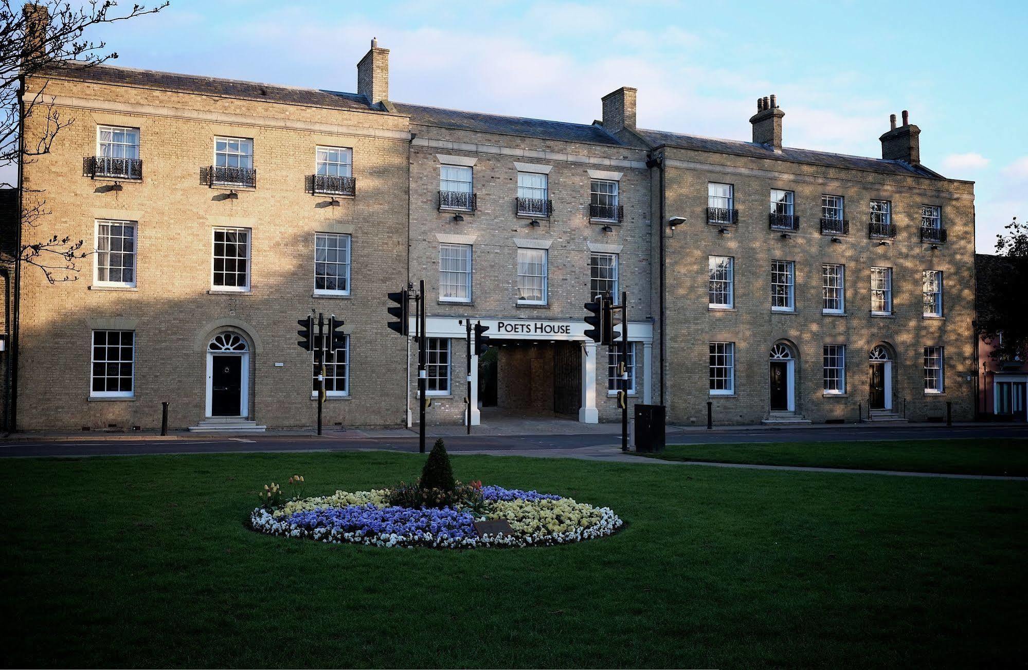 Poets House Hotell Ely Eksteriør bilde