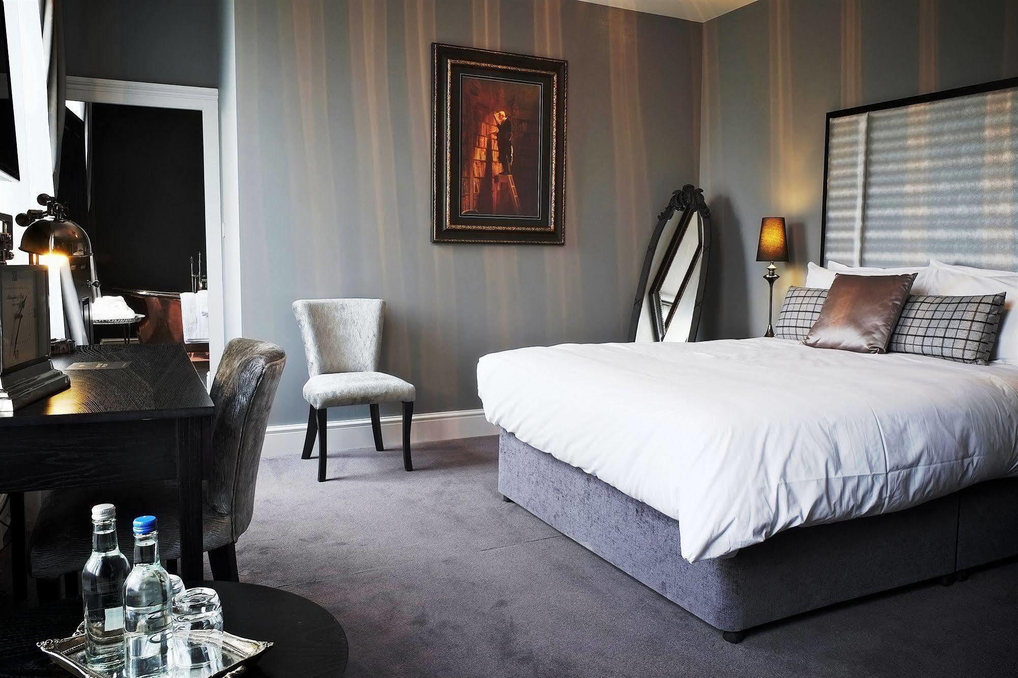 Poets House Hotell Ely Eksteriør bilde