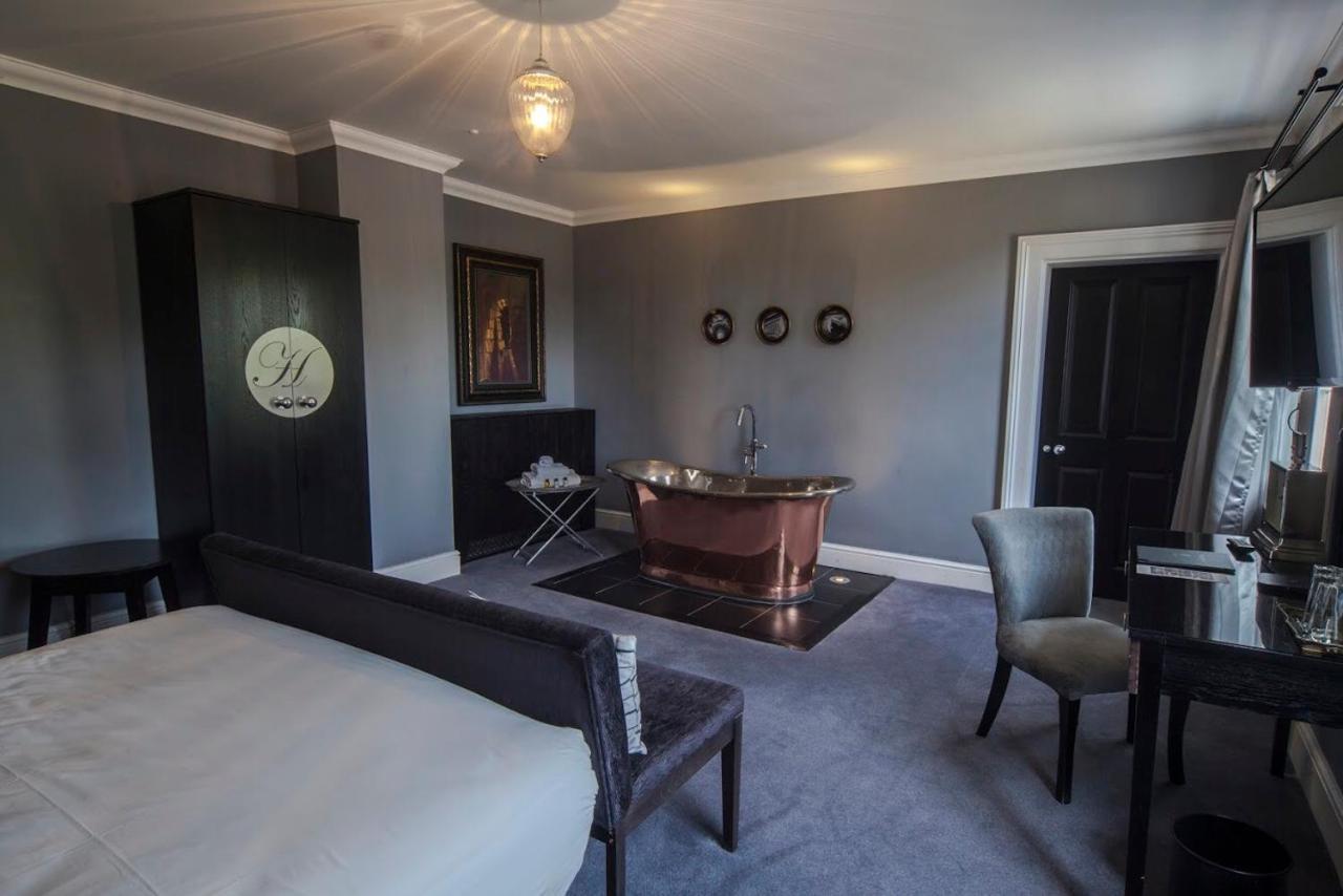 Poets House Hotell Ely Eksteriør bilde