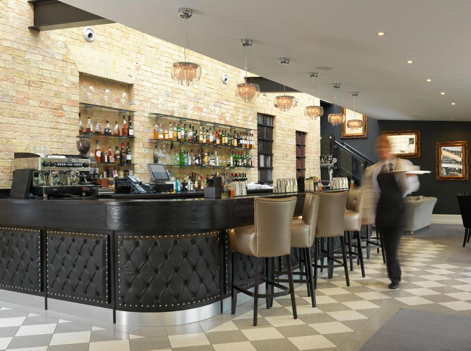 Poets House Hotell Ely Eksteriør bilde