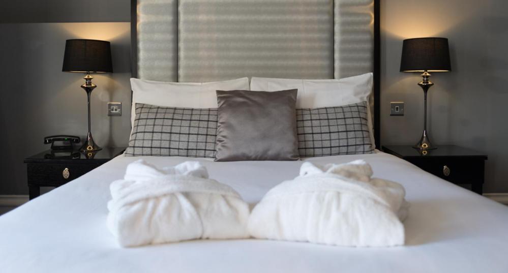 Poets House Hotell Ely Eksteriør bilde